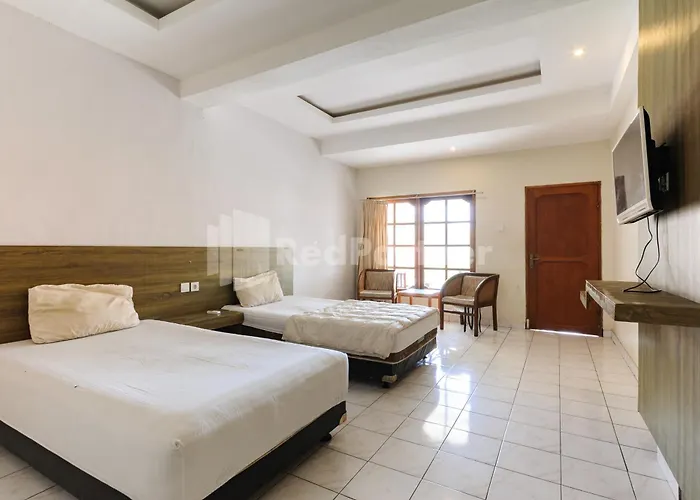 Pulau Bali Redpartner Hotel 2*