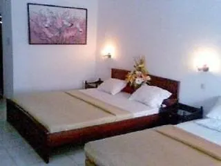Hotel Pulau Bali Redpartner 2*