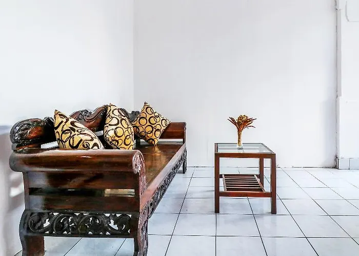 Pulau Bali Redpartner Hotel Denpasar (Bali)